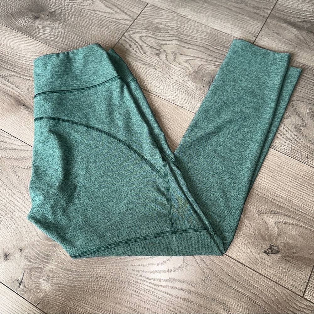 Outdoor Voices Warmup Leggings 3/4 Green size Small